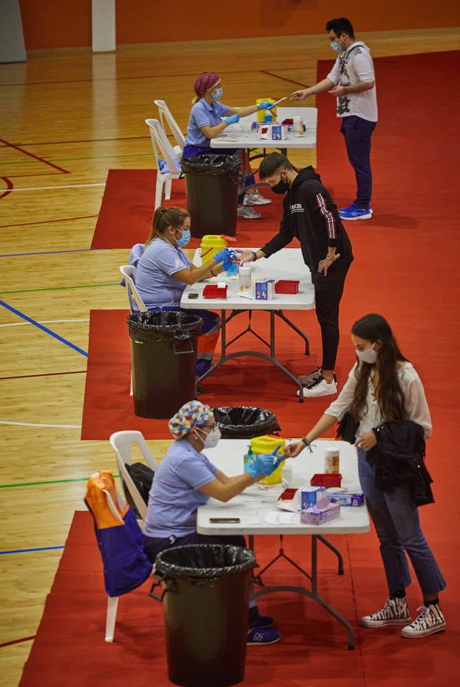 Un millar de alumnos han sido citados.