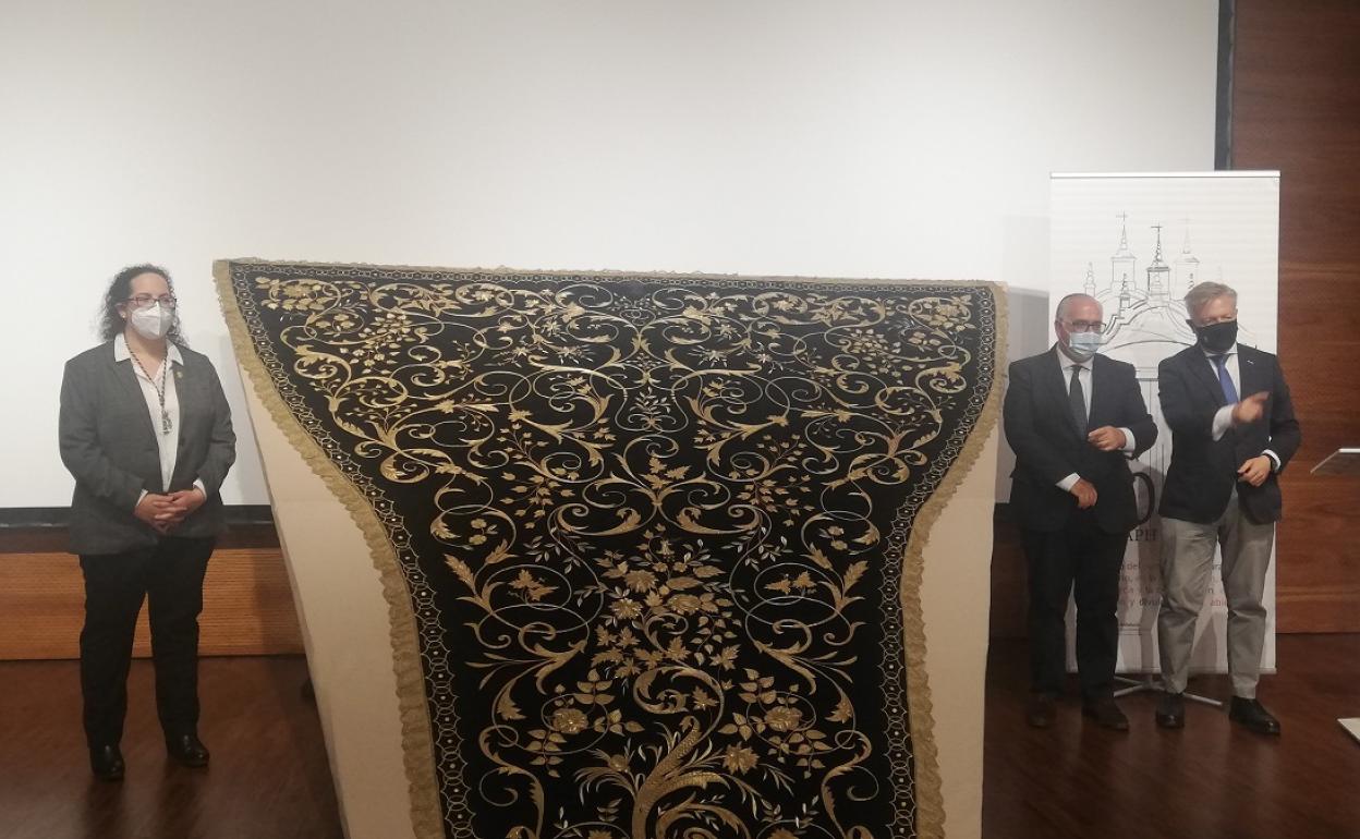 Ascensión Cárdenas, Jesús Estrella y Juan José Primo.