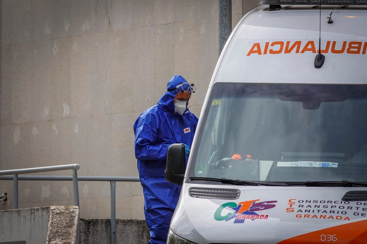 Este miércoles se ha procedido a trasladar a enfermos contagiados con el virus al histórico hospital de la capital