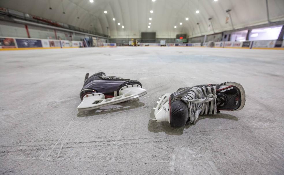 Descongelada. La única pista de hielo de Andalucía permanece cerrada. 