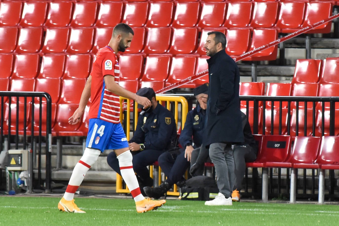 Revive en imágenes el encuentro entre rojiblancos y granotas