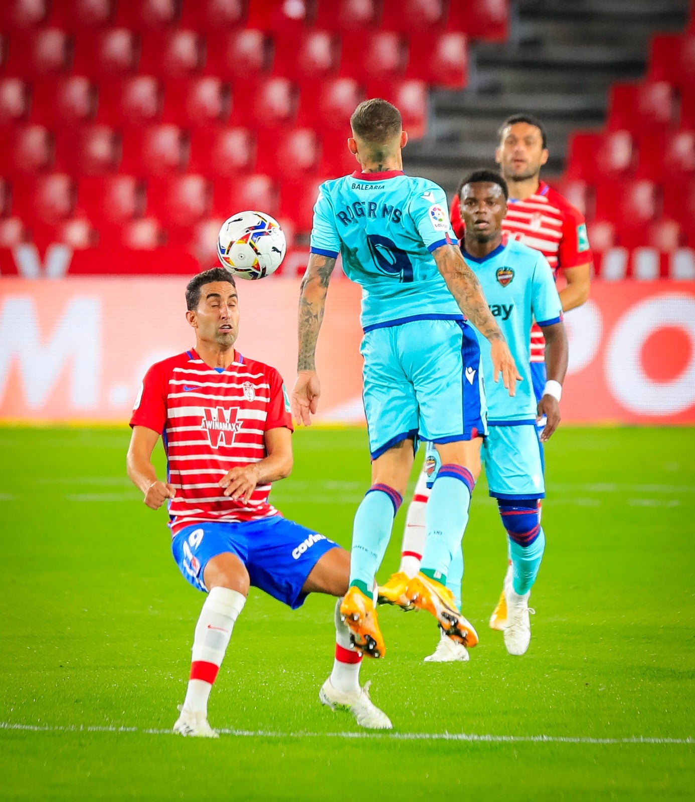 Revive en imágenes el encuentro entre rojiblancos y granotas