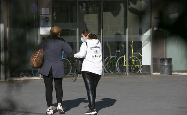 Descubren un nuevo efecto secundario que presentan algunos pacientes más graves de coronavirus