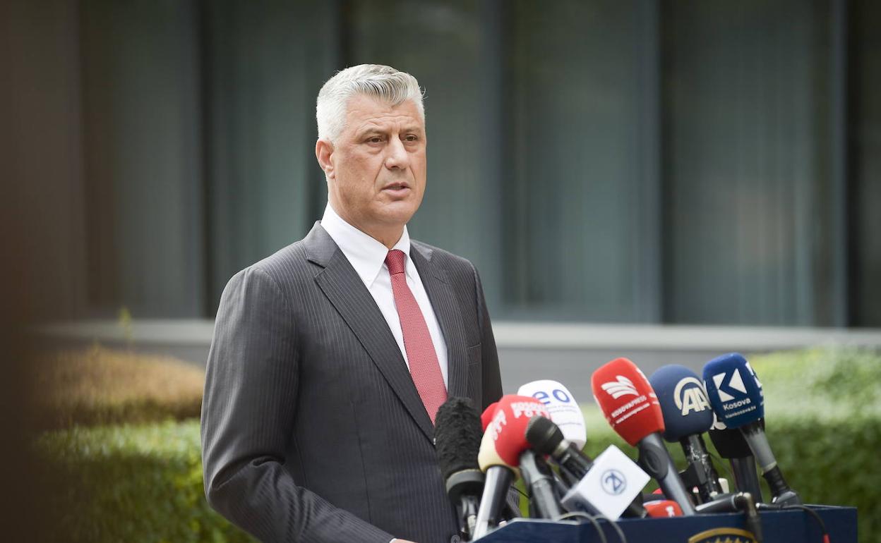 El presidente de Kosovo, Hashim Thaci, explica su dimisión.