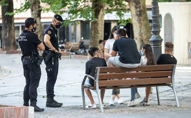 Confinamientos por grupos de edad: así es la nueva medida de propuesta por Fernando Simon