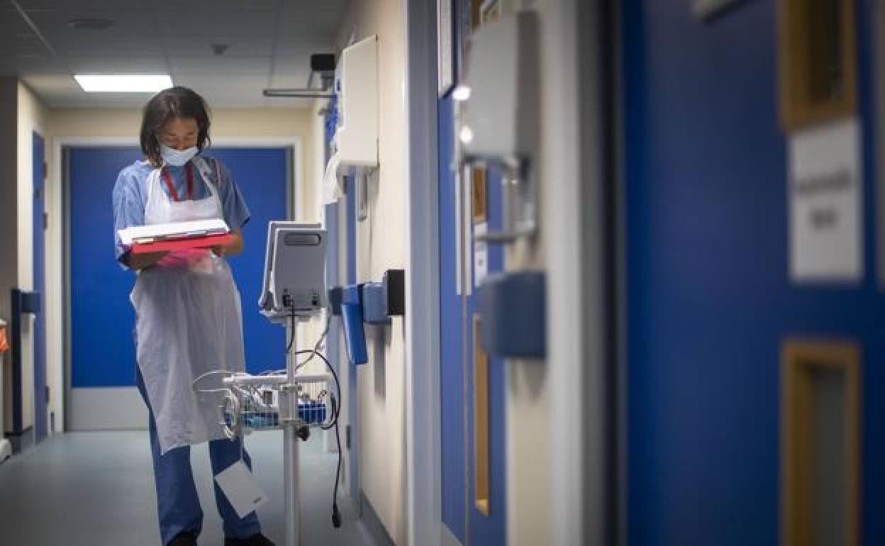 Covid en Andalucía | La comunidad suma 68 muertes en 24 horas, tercera mayor cifra de toda la pandemia