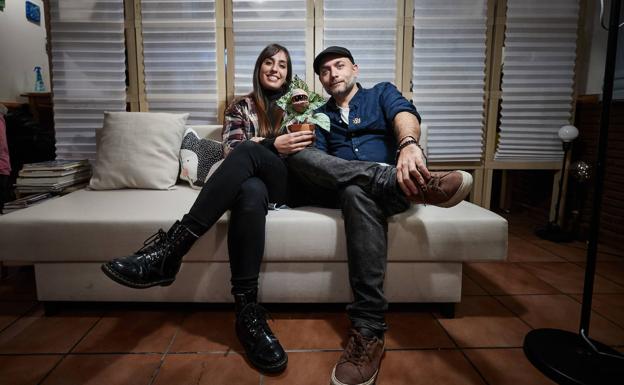 Marta, Fernando y Audrey, la mítica planta de 'La pequeña tienda de los horrores'. 