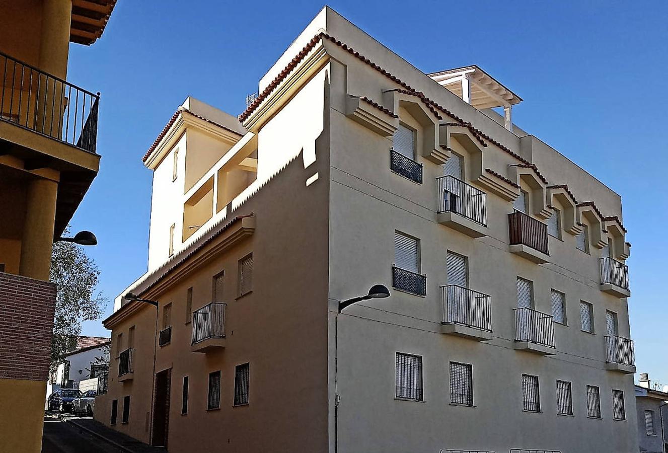 Piso en La Zubia. Dos habitaciones. 74,16 metros cuadrados. Precio: 71.300 euros.