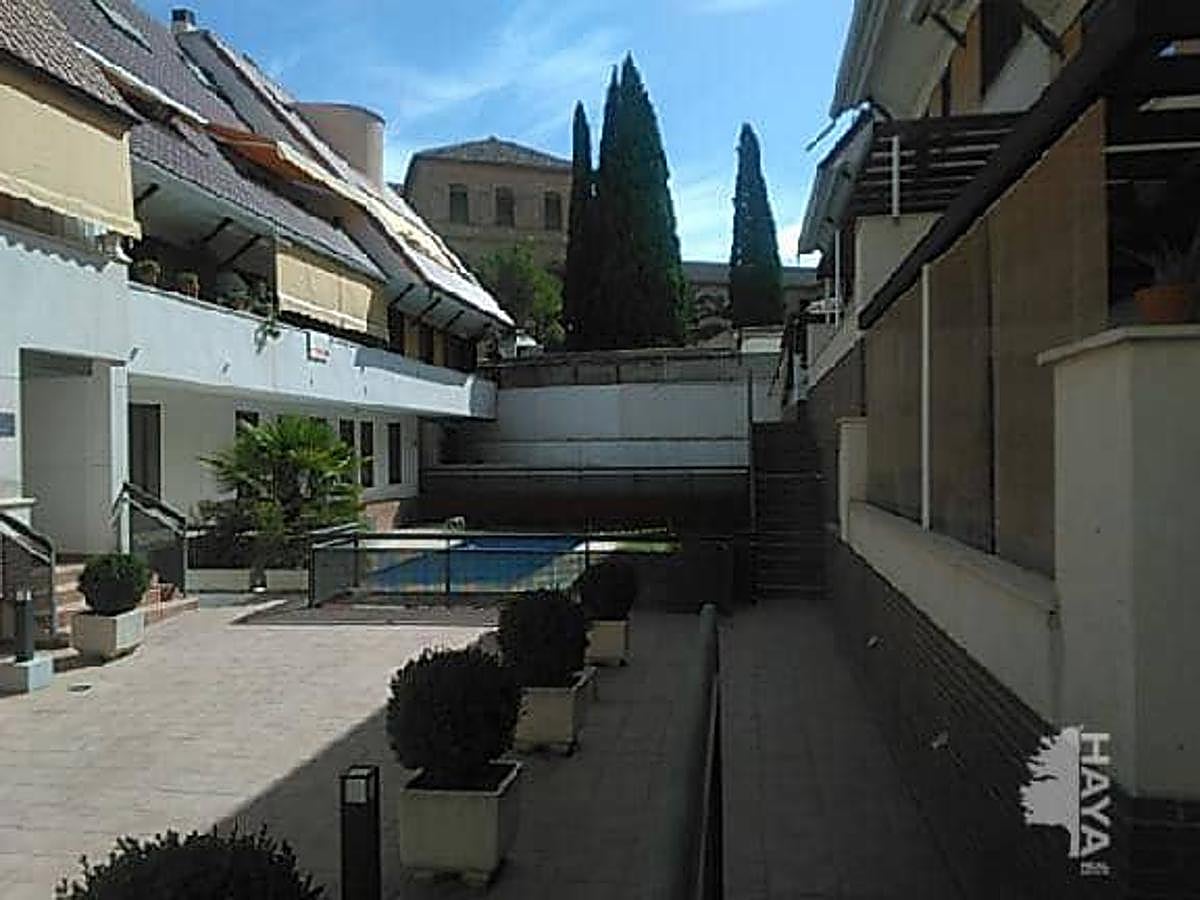 Dúplex en Monachil. Dos habitaciones. 115,23 metros cuadrados. Precio: 129.700 euros.