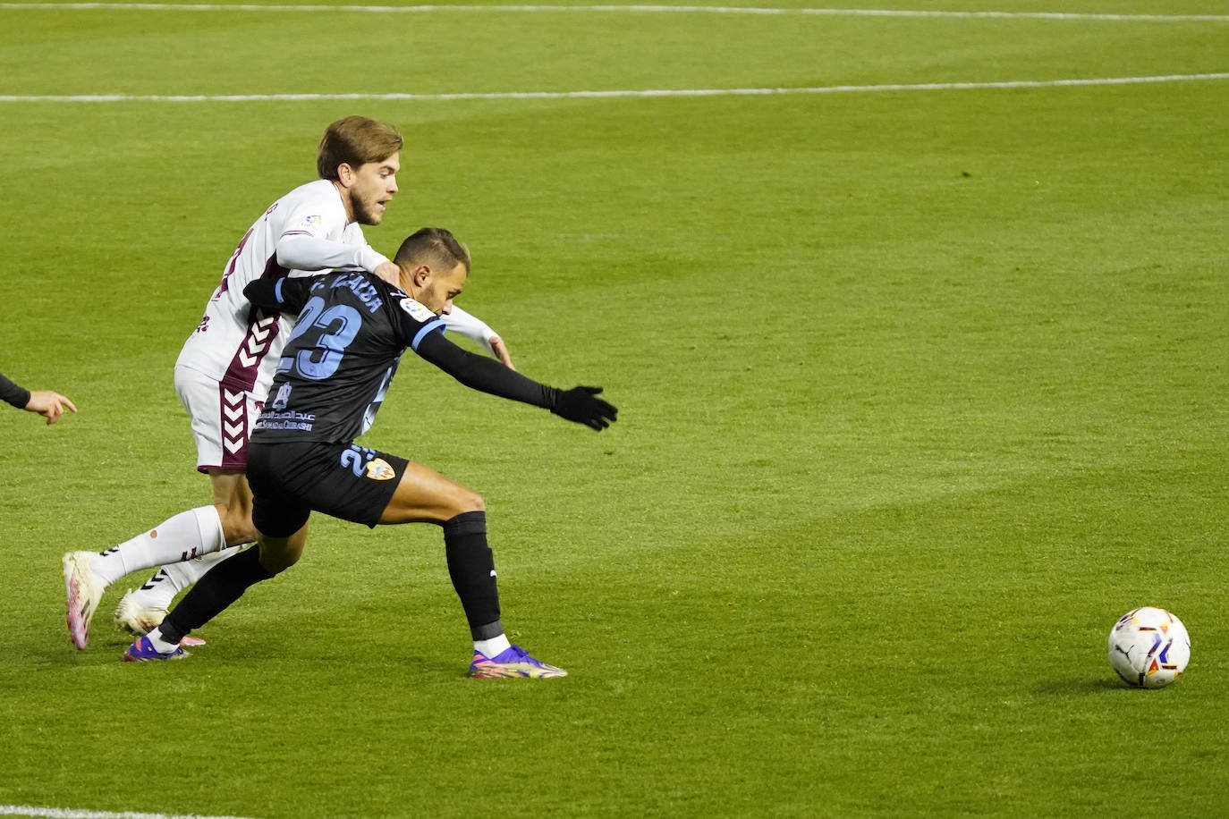 La UDA sumá tres valiosos puntos en el Carlos Belmonte.