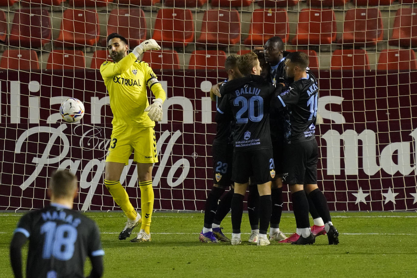 La UDA sumá tres valiosos puntos en el Carlos Belmonte.