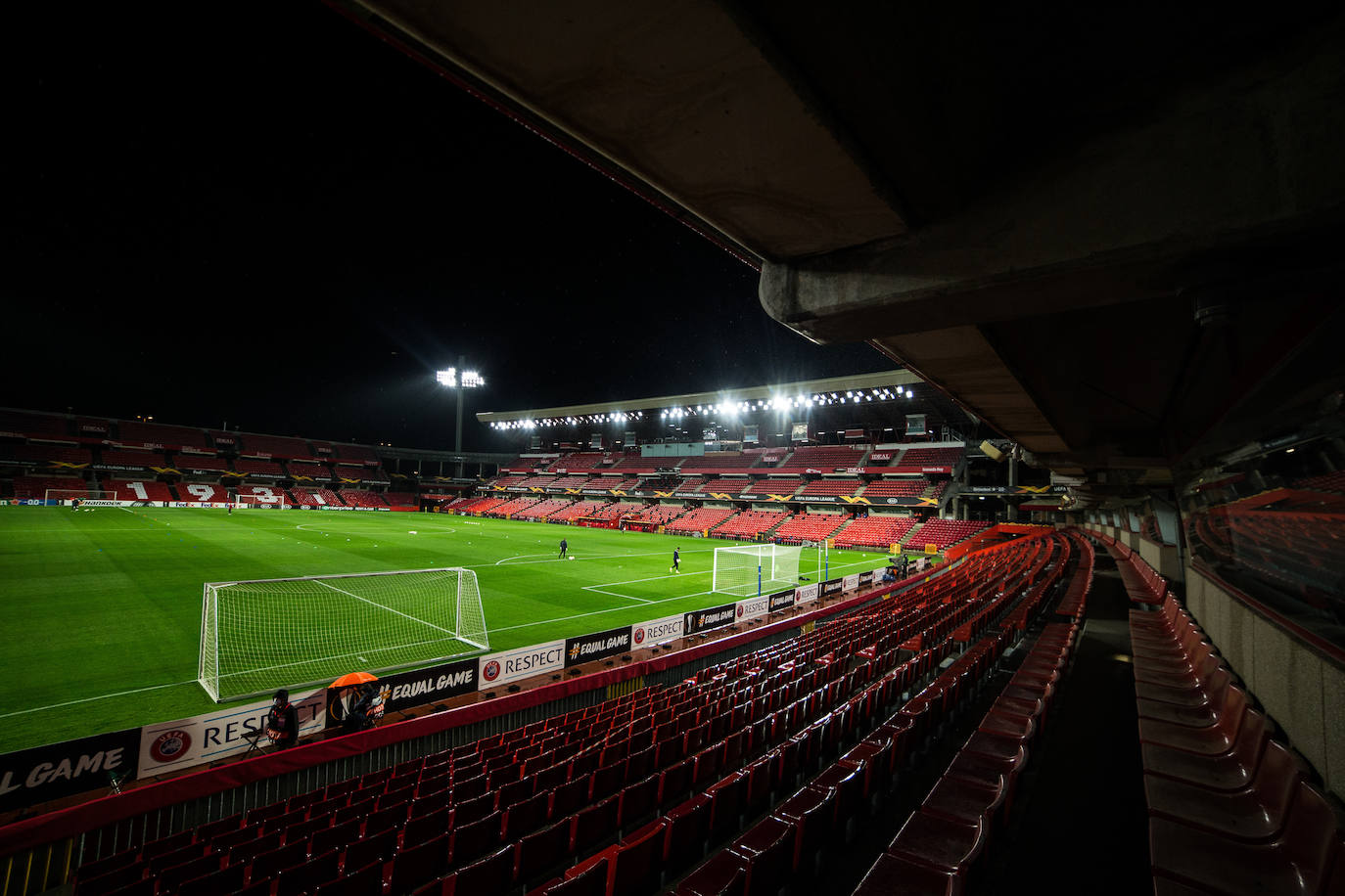 Los de Diego Martínez buscan poner pie y medio en la siguiente ronda de la Europa League