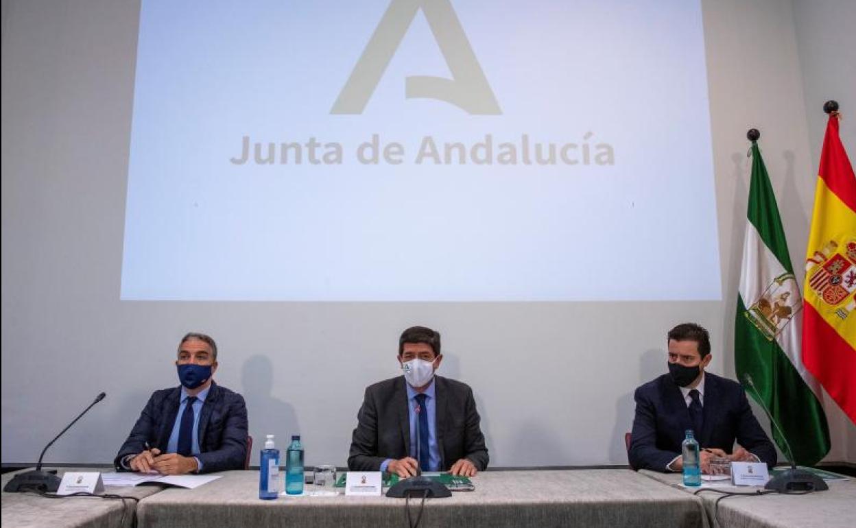 La Junta deja abierta la puerta a abrir los municipios de Andalucía tras el puente. 