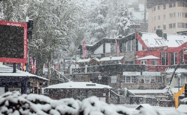 Alerta de la AEMET por la llegada de la borrasca Dora a Andalucía