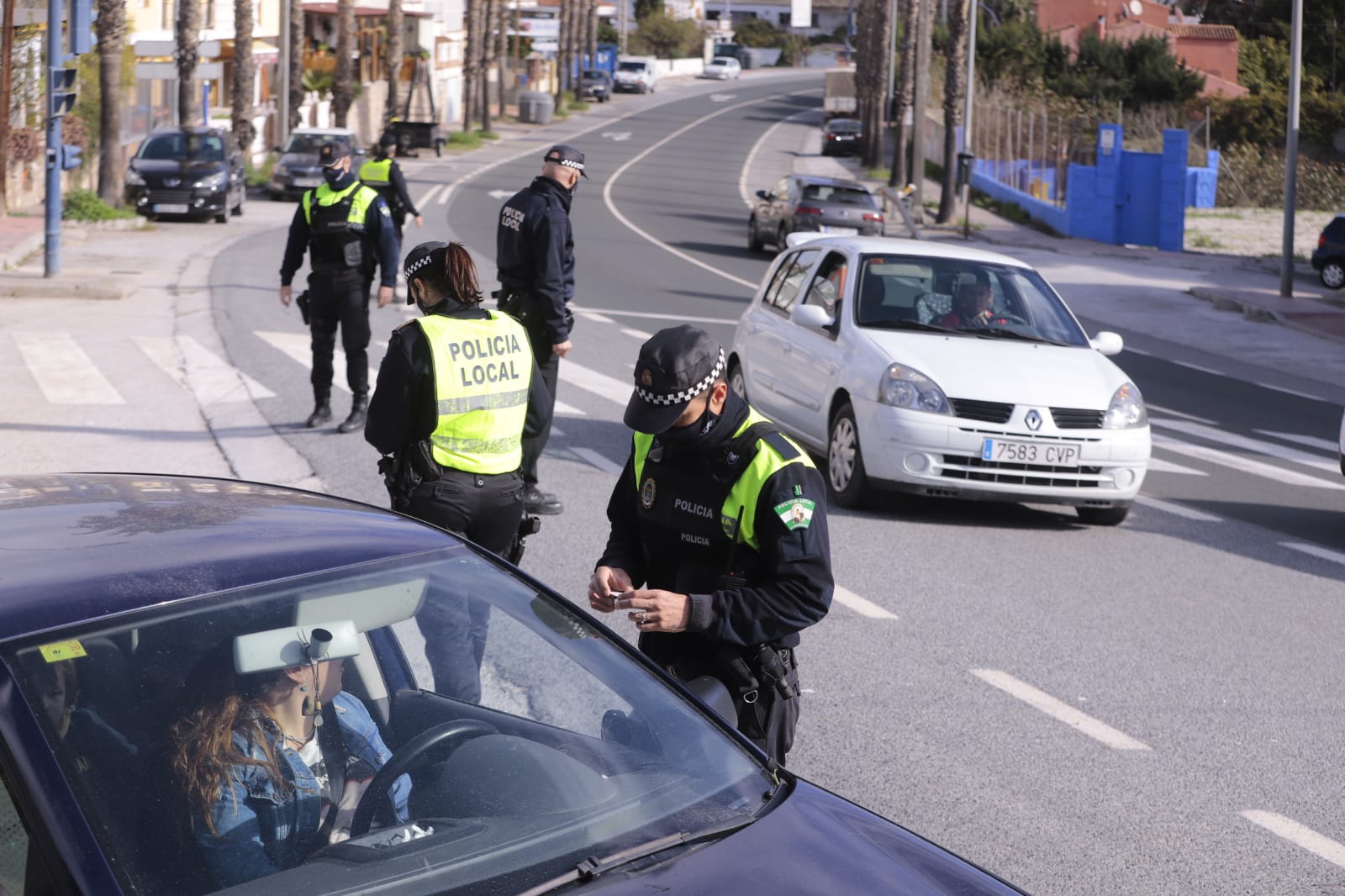 Los ayuntamientos han hecho un esfuerzo extra para controlar la entrada de personas a sus términos municipales.