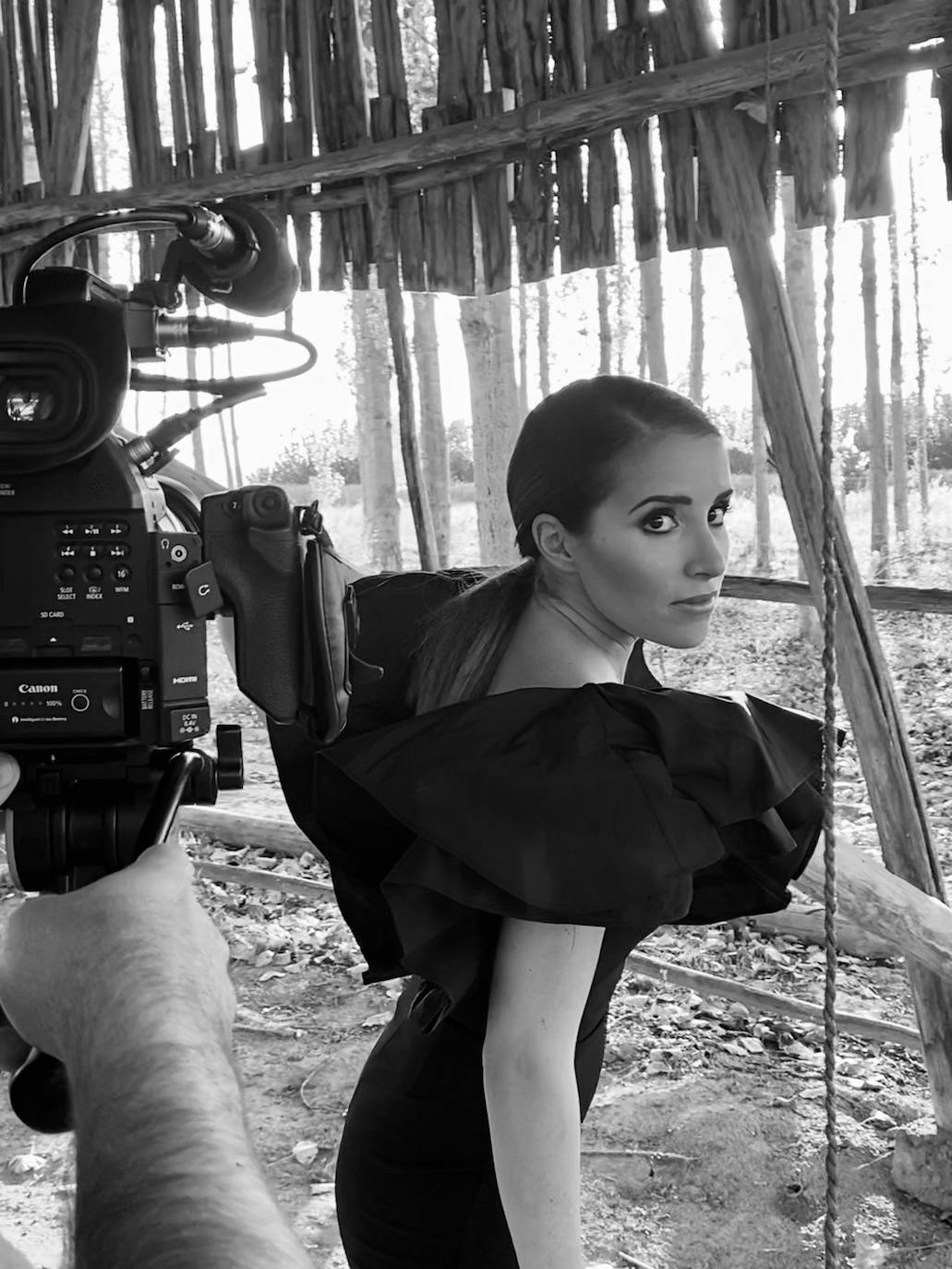 Imagen secundaria 1 - Patricia García Paredes en algunas imágenes de su perfil de Instagram. 