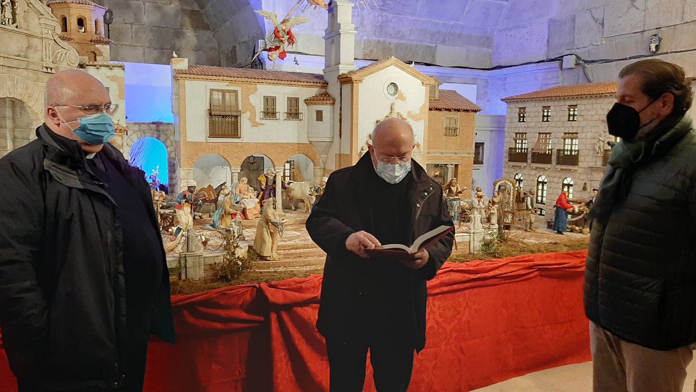 Fotos: Así es el belén napolitano de la Catedral de Jaén