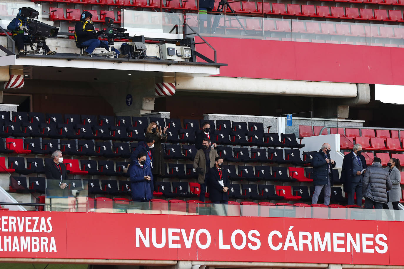 Repasa todas las imágenes del duelo entre rojiblancos y oscenses