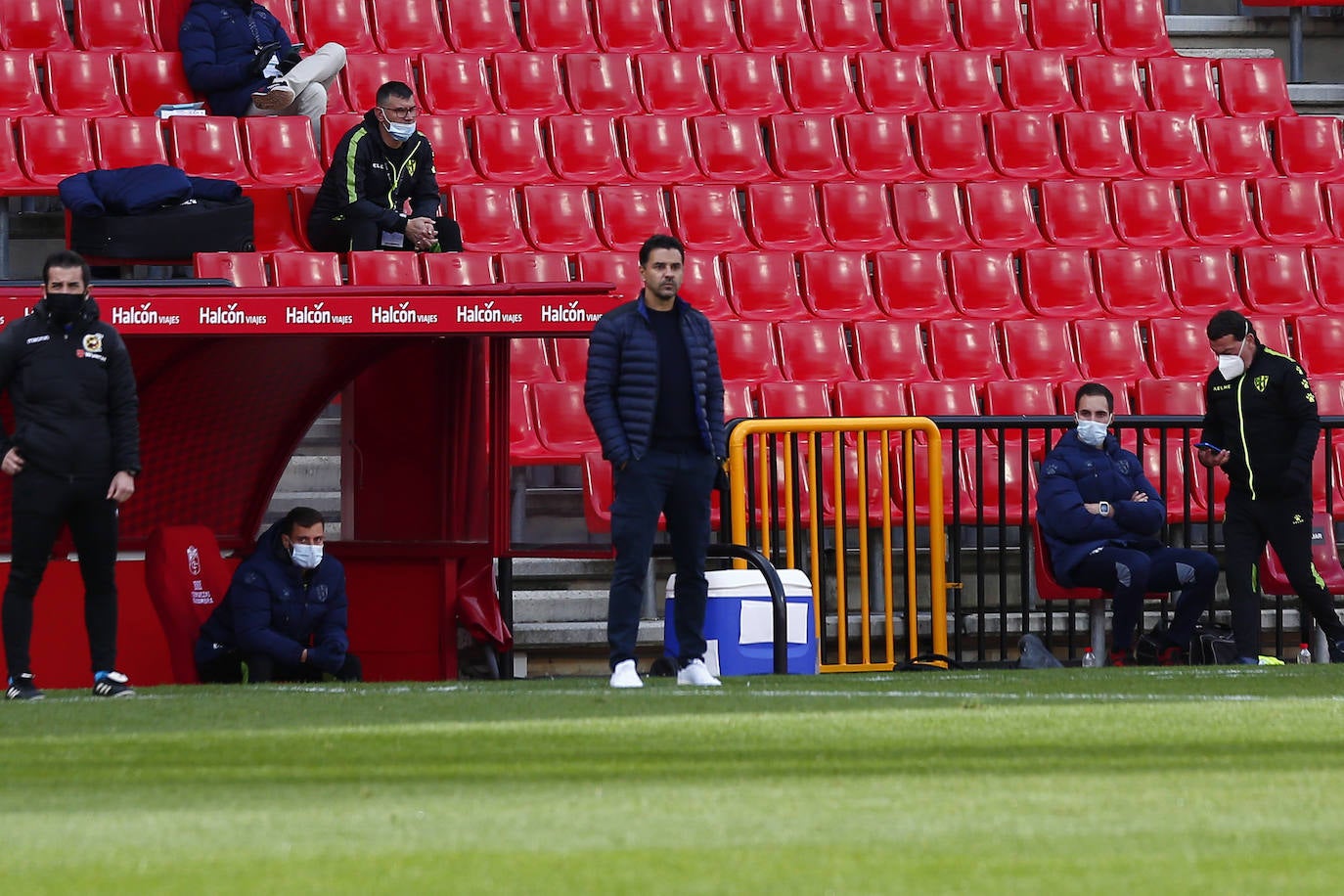 Repasa todas las imágenes del duelo entre rojiblancos y oscenses