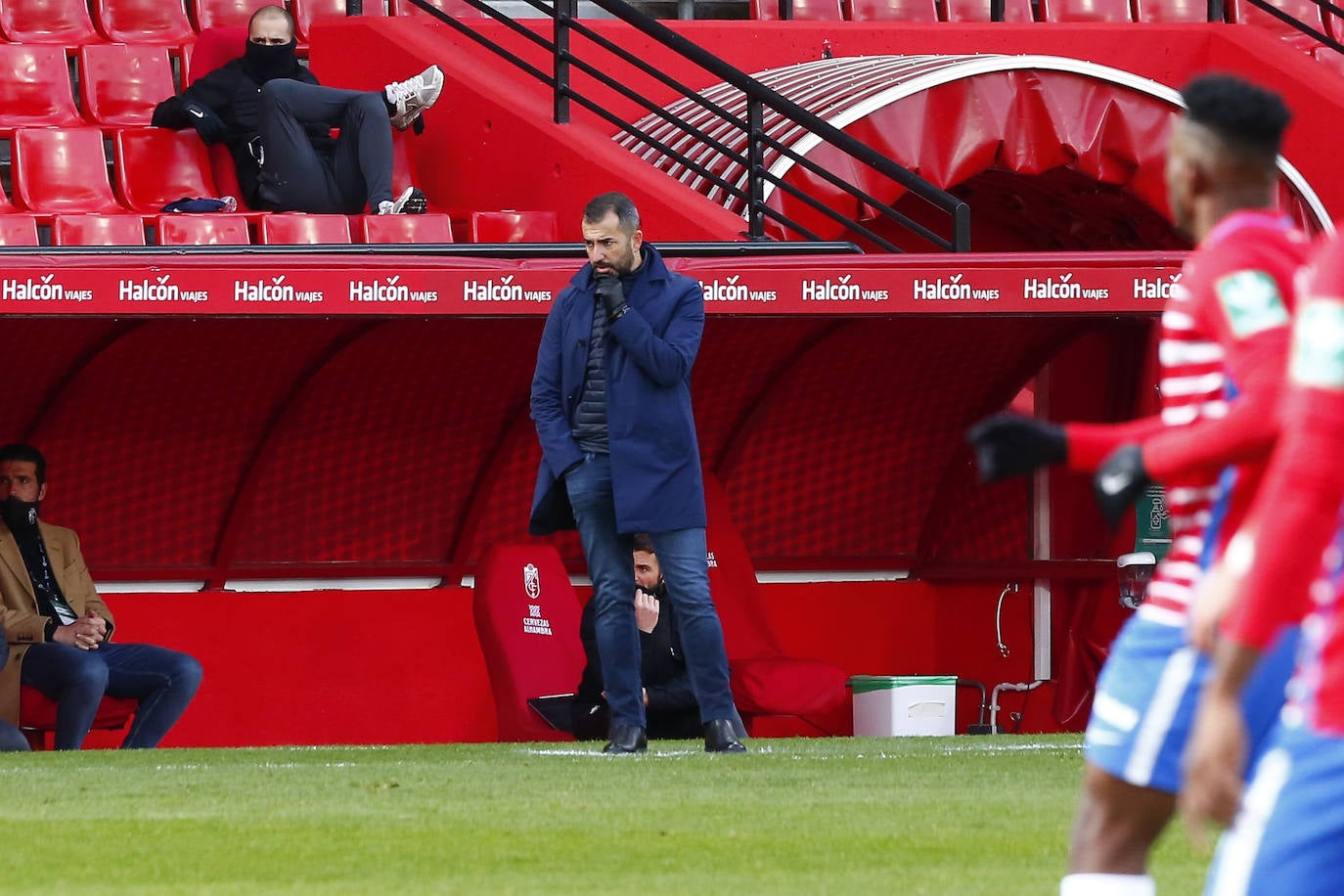 Repasa todas las imágenes del duelo entre rojiblancos y oscenses