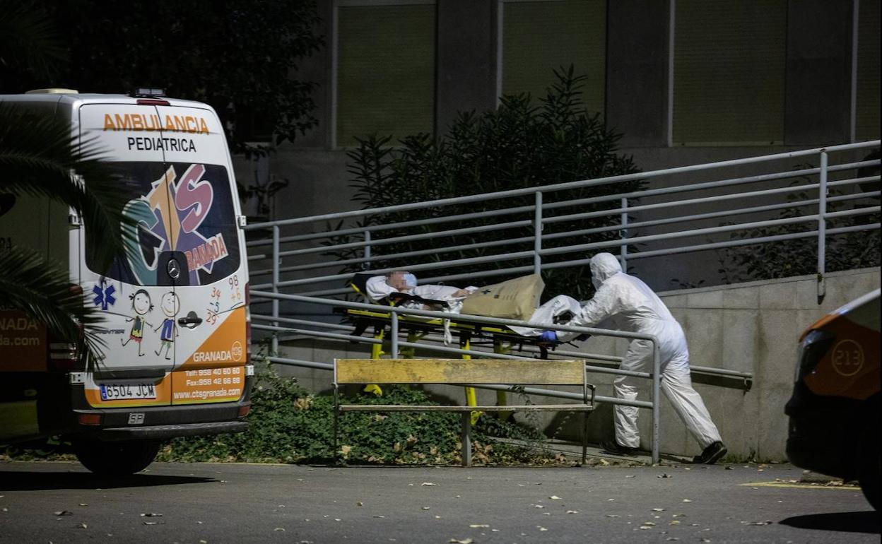 Coronavirus en Granada | 17 muertos más por Covid en una jornada en la que los casos siguen a la baja