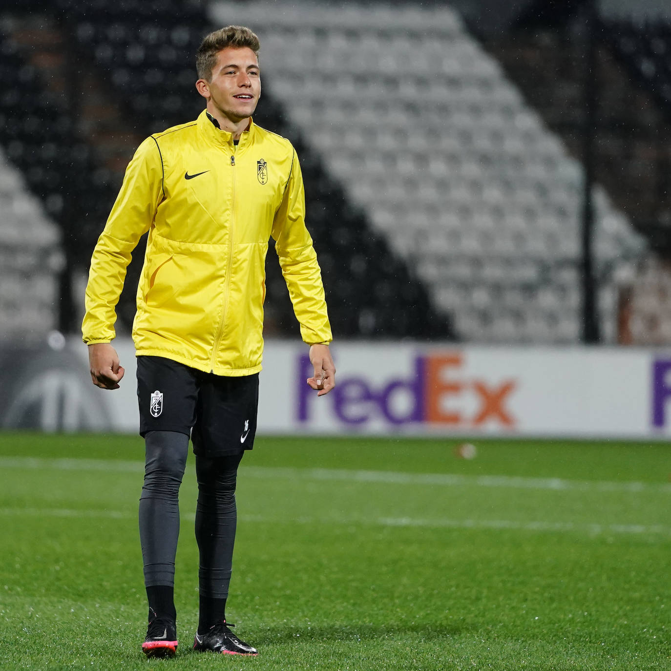 Isma Ruiz, ayer durante el entrenamiento en La Tumba. 