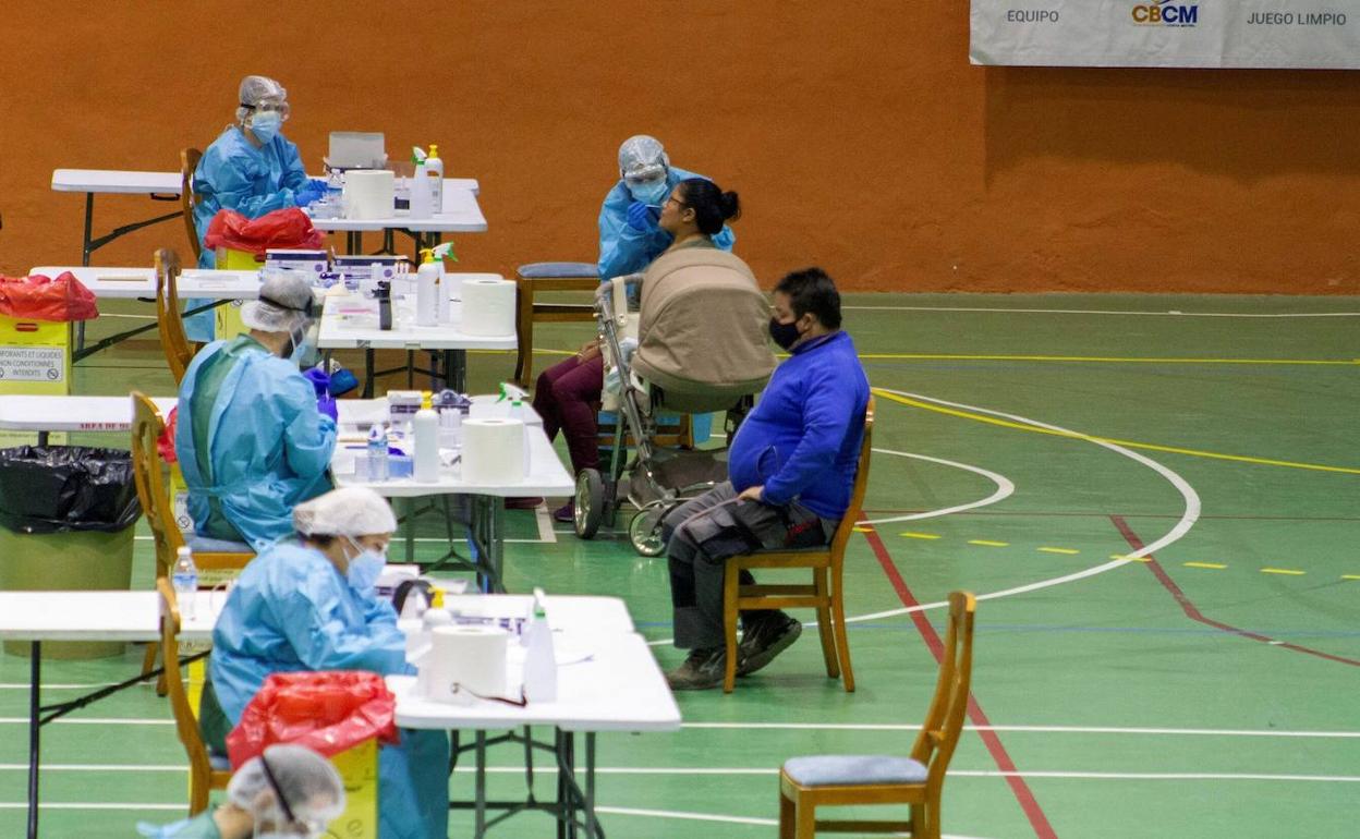 Pandemia en Granada | 202 nuevos contagios en un solo día a las puertas de Navidad