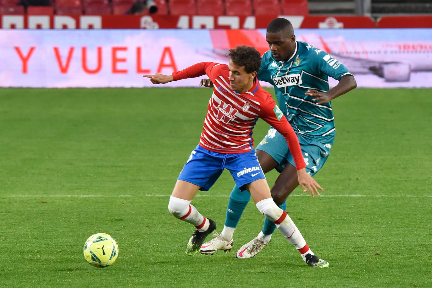 Estas son las mejores imágenes del partido disputado en el coliseo rojiblanco