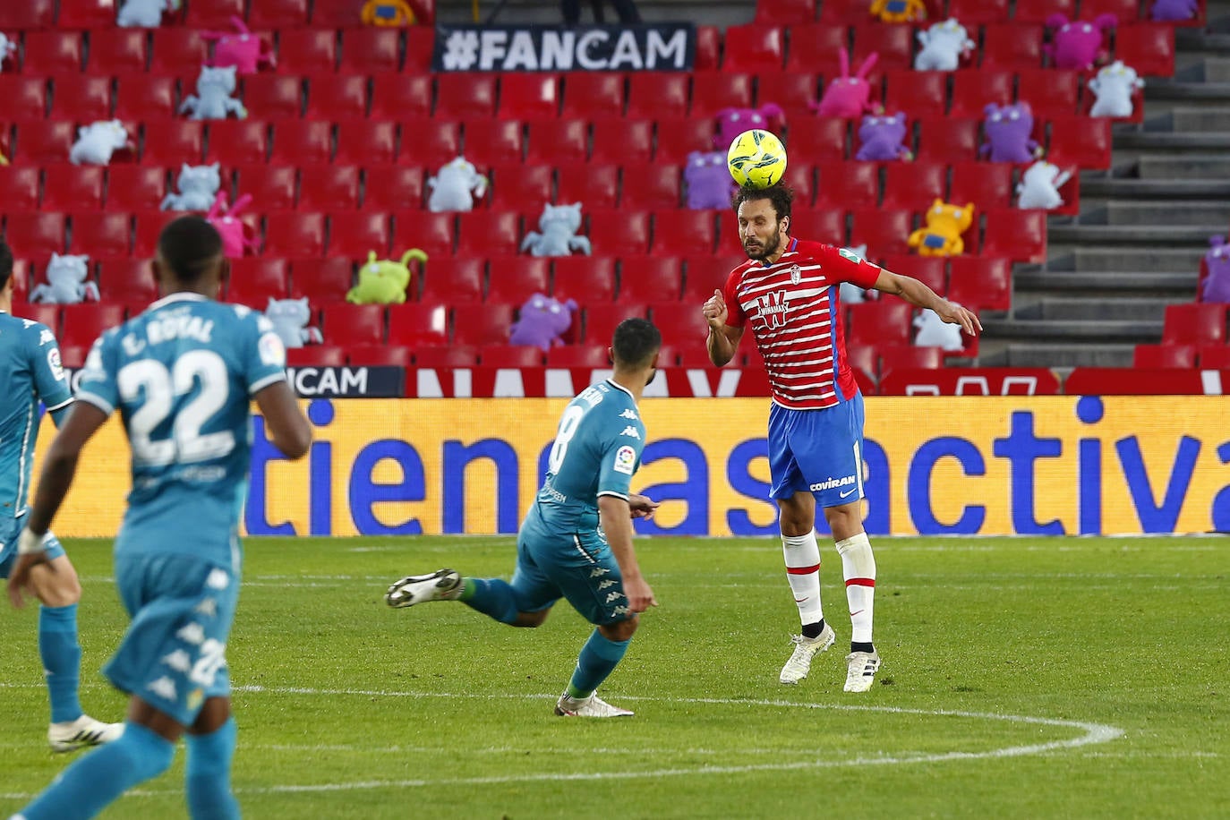 Estas son las mejores imágenes del partido disputado en el coliseo rojiblanco