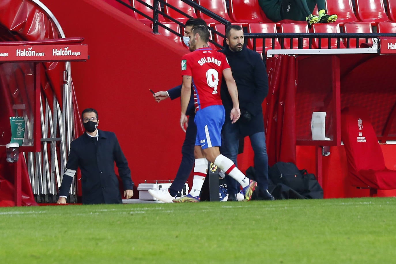 Estas son las mejores imágenes del partido disputado en el coliseo rojiblanco