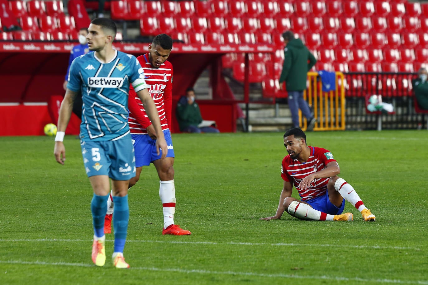 Estas son las mejores imágenes del partido disputado en el coliseo rojiblanco