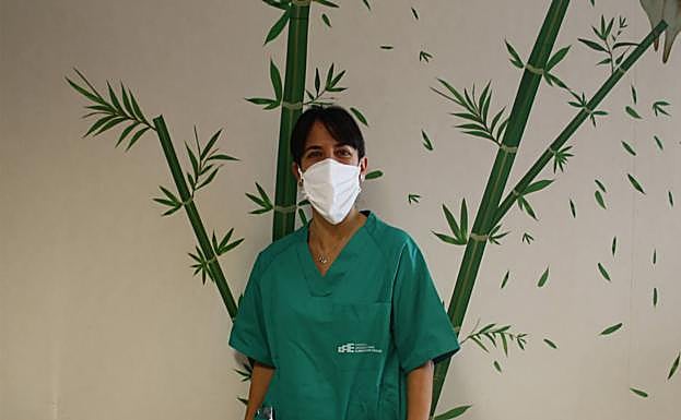 La matrona Almudena Cambil. 