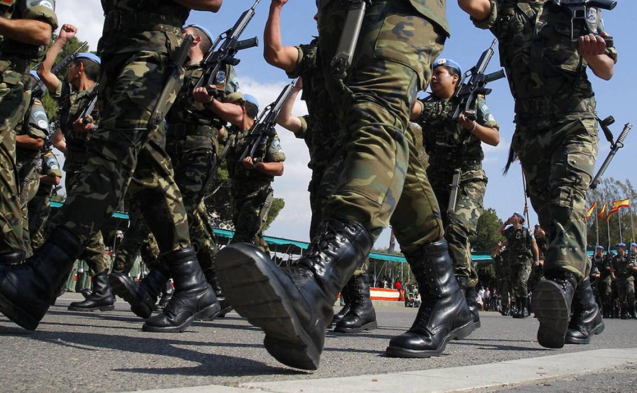 Miembros de La Legión, durante un desfile. 