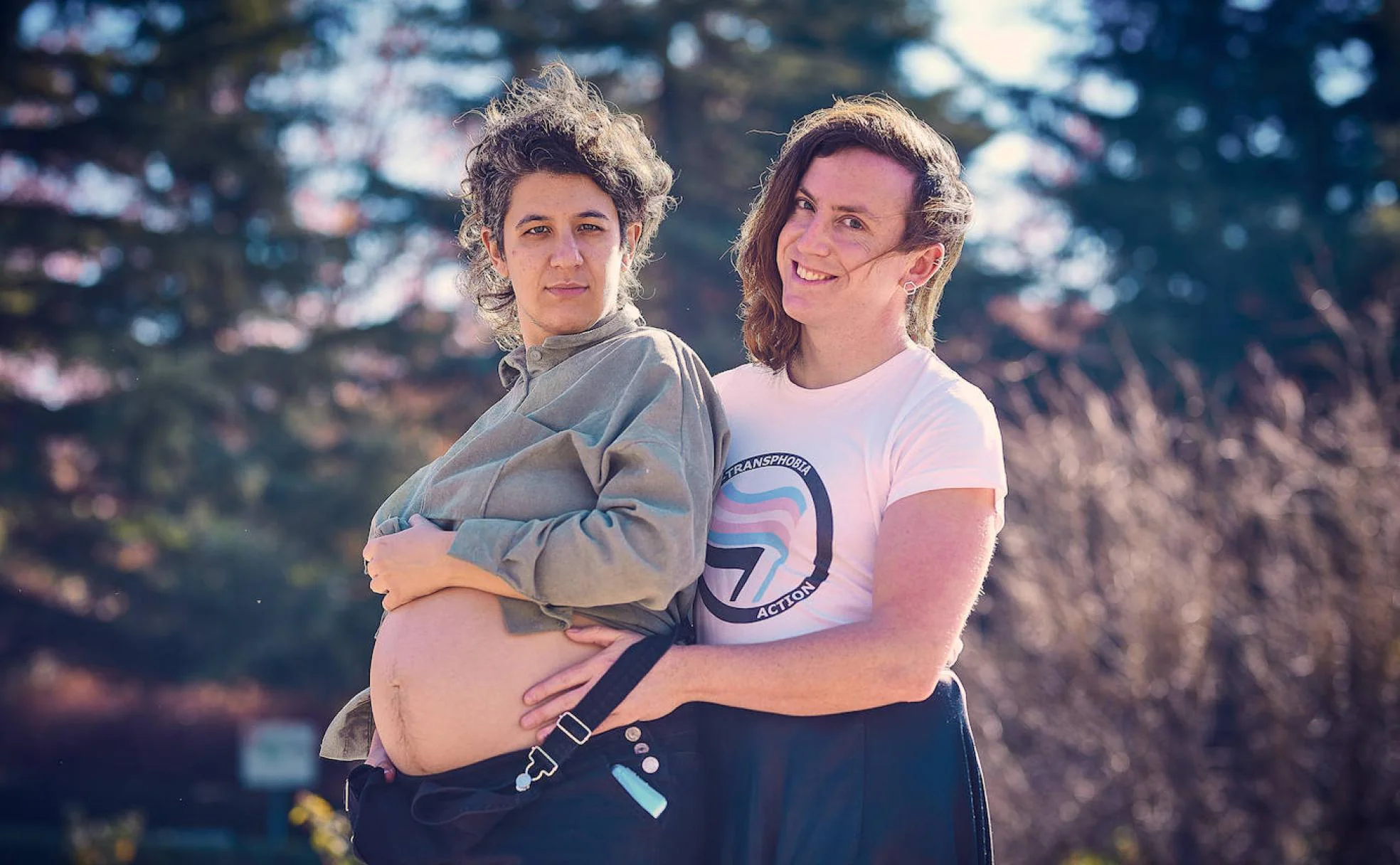 La historia de amor de Juani y Esther, una pareja trans que va a tener un bebé Ideal