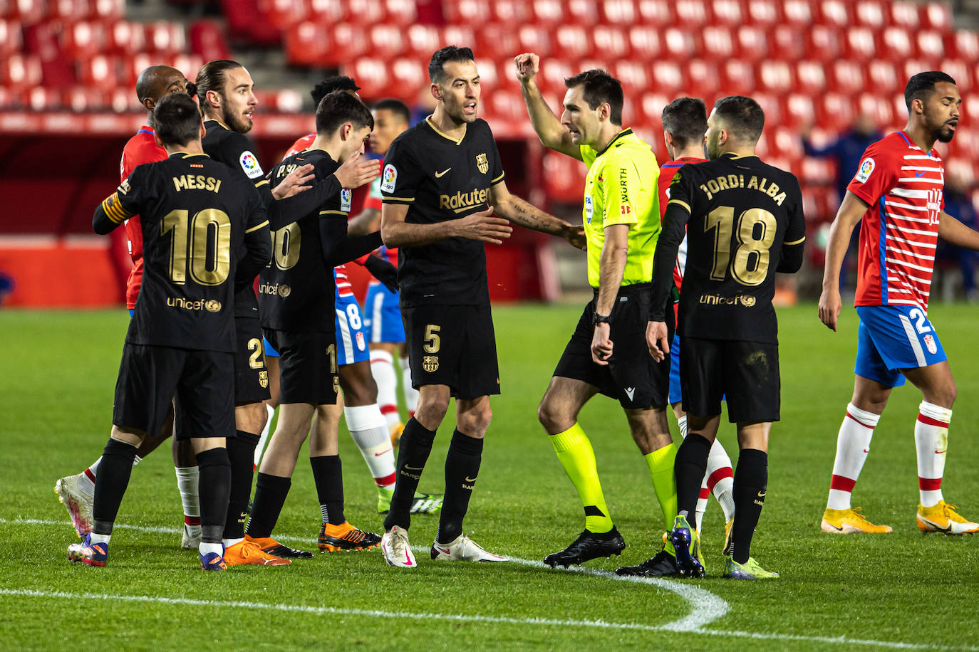 Fotos: Las mejores imágenes del Granada-FC Barcelona