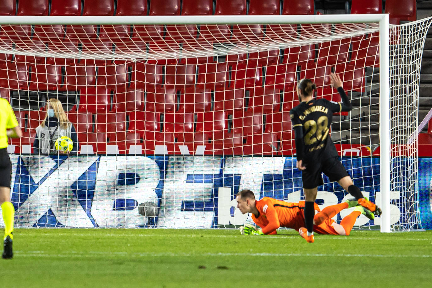 Fotos: Las mejores imágenes del Granada-FC Barcelona