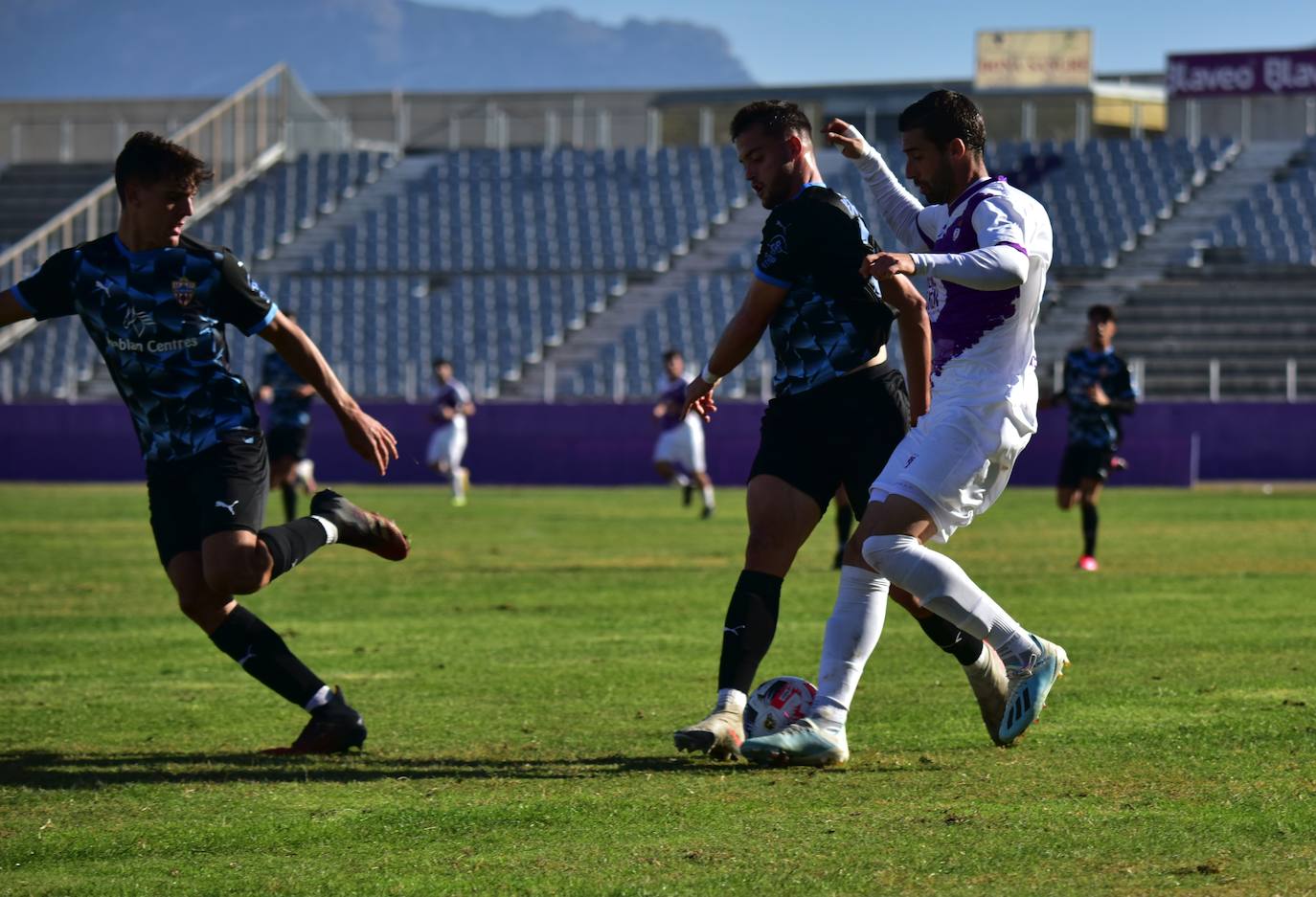El Real Jaén en un partido anterior jugado en La Victoria. 