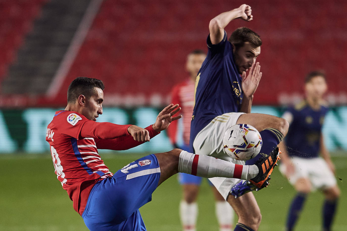 Luis Súarez, Germán y Gonalons celebran el 1-0, anotado por el delantero colombiano.