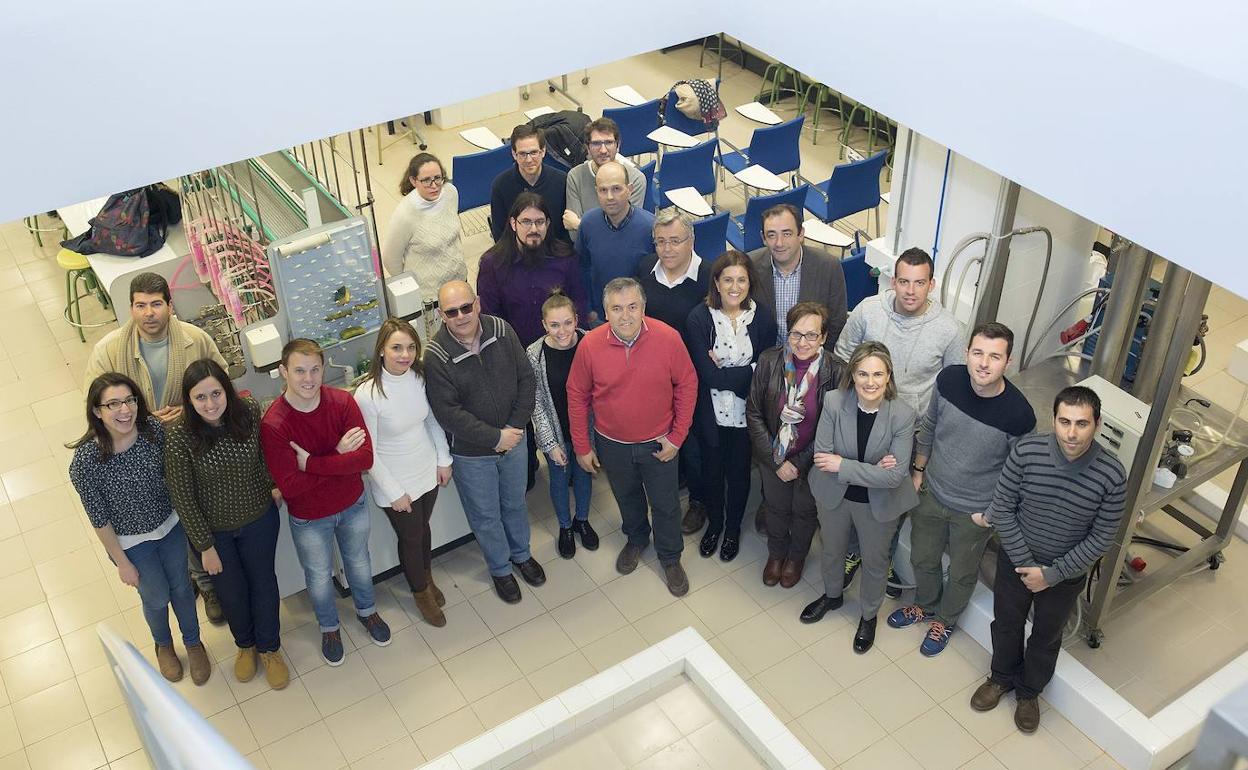 El grupo de investigación Ingeniería Química y Ambiental de la Universidad de Jaén.