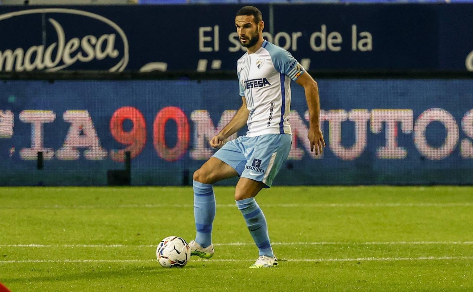 El defensa David Lombán, en un partido con la camiseta del Málaga. 