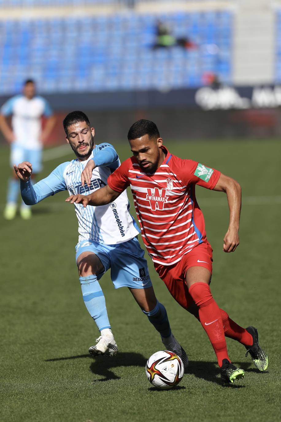 Las mejores imágenes del Málaga-Granada en La Rosaleda
