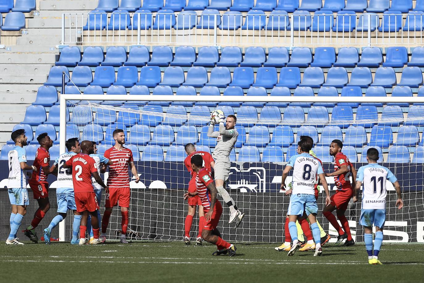 Las mejores imágenes del Málaga-Granada en La Rosaleda