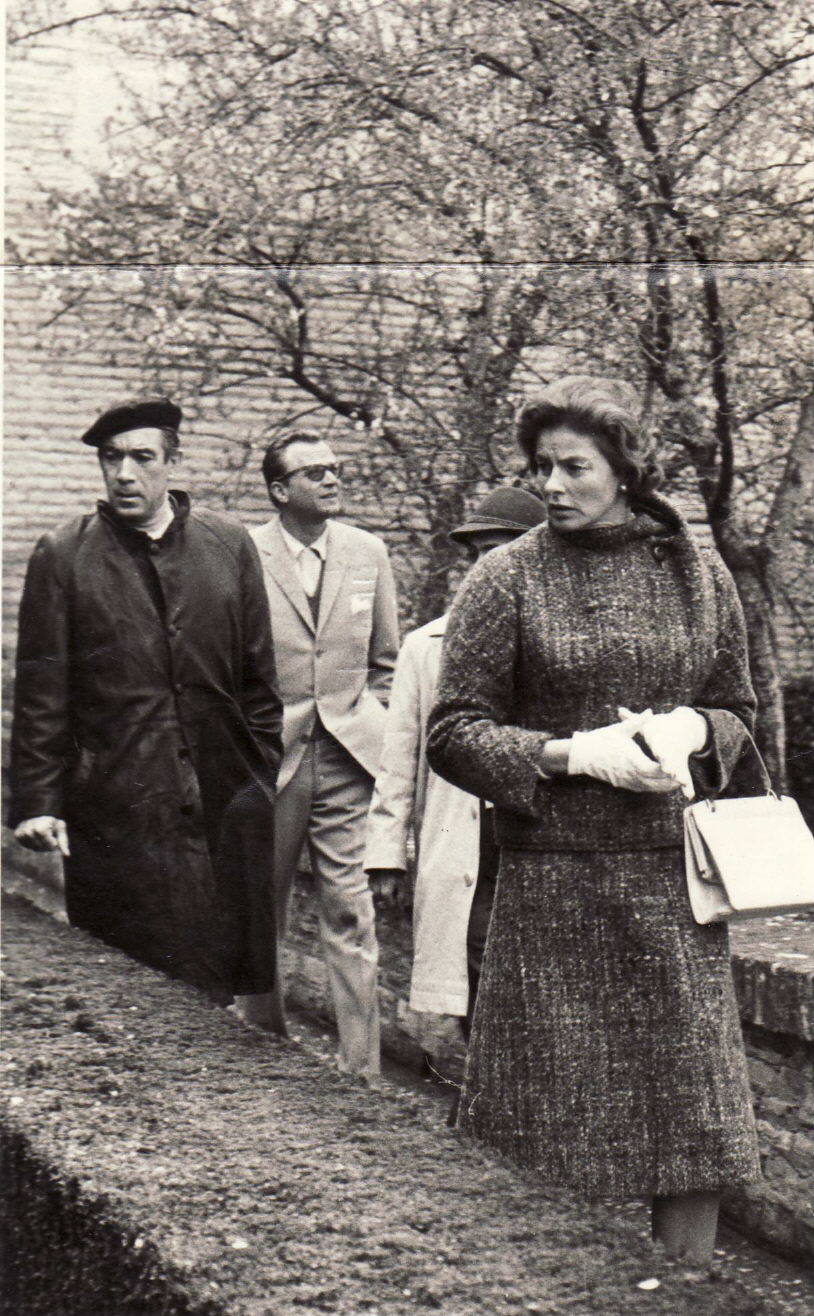 Anthony Quinn e Ingrid Bergman, en la Alhambra. 