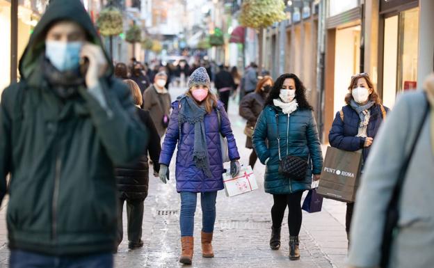 Granada capital supera la tasa de 500 y será confinada este miércoles