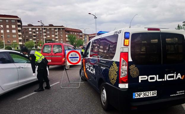 Castilla-La Mancha adelanta el toque de queda y endurece las restricciones 