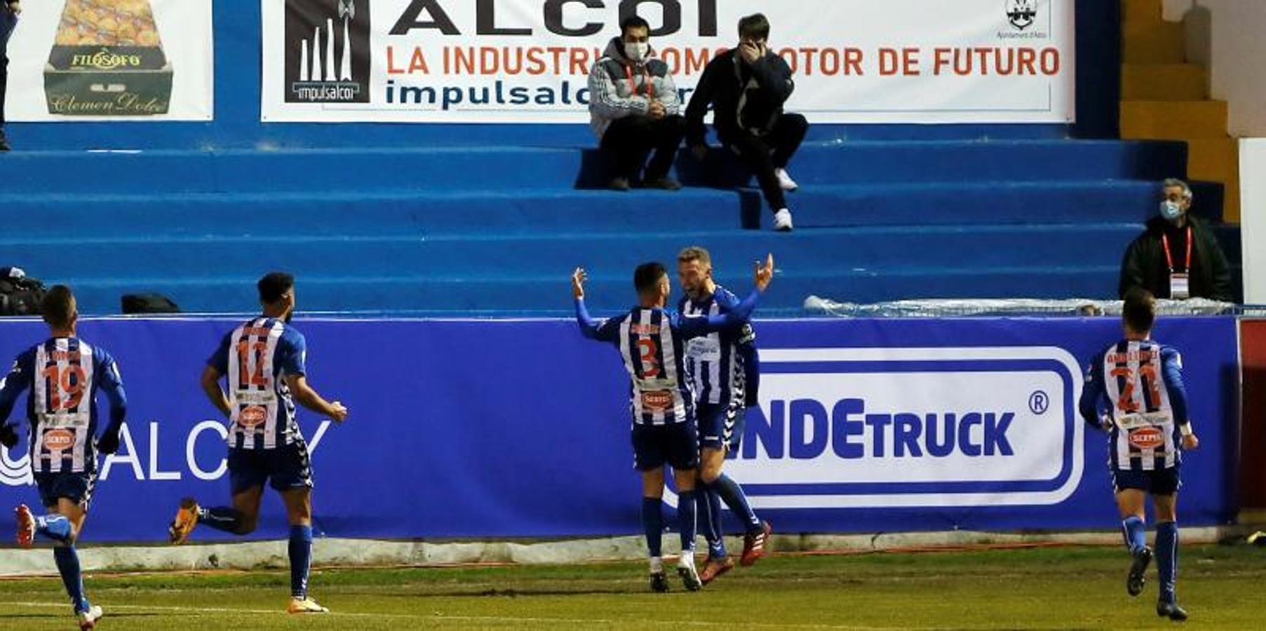 Fotos: Las mejores imágenes del Alcoyano-Real Madrid