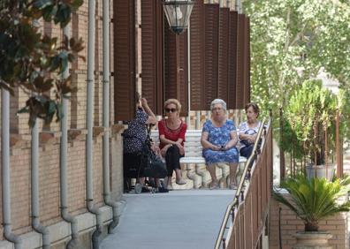 Imagen secundaria 1 - Residencia El Refugio, situada en el callejón del Pretorio, en Granada capital