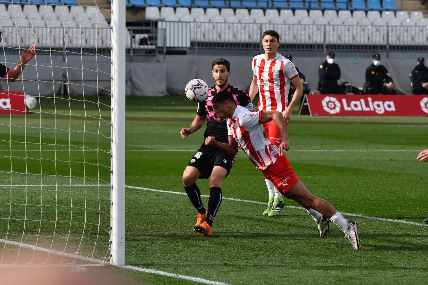 Los goles de Samu y Sadiq no bastan para llevarse los tres puntos.