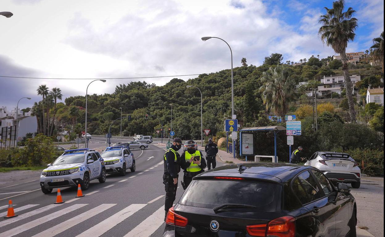 Cierre perimetral en Granada | Nueve de cada diez granadinos no podrán salir de sus municipios desde mañana