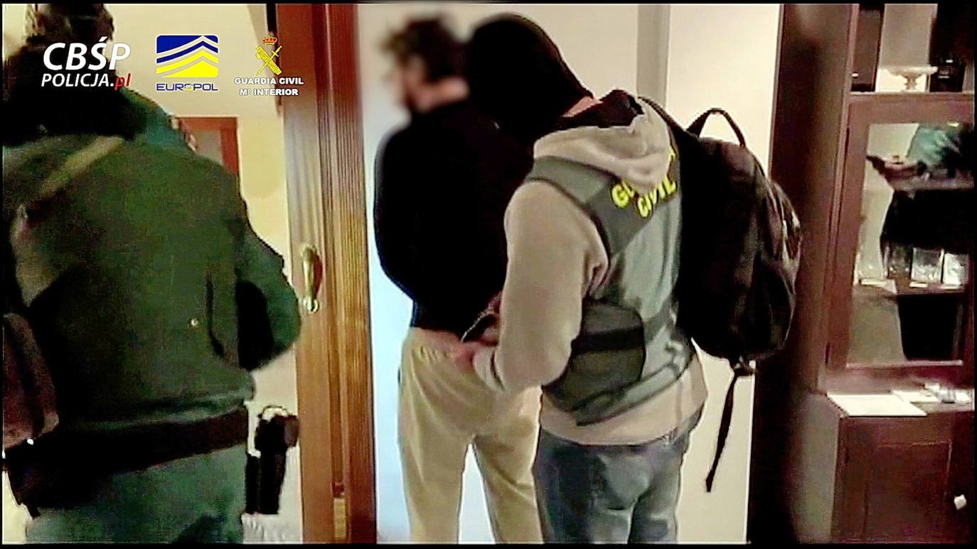 La actuación se salda con 110 detenidos y 1.500 kilos de marihuana incautados